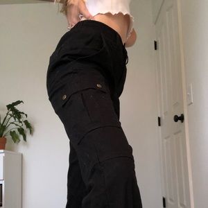 Black cargo pants fitted ankle perfect condition